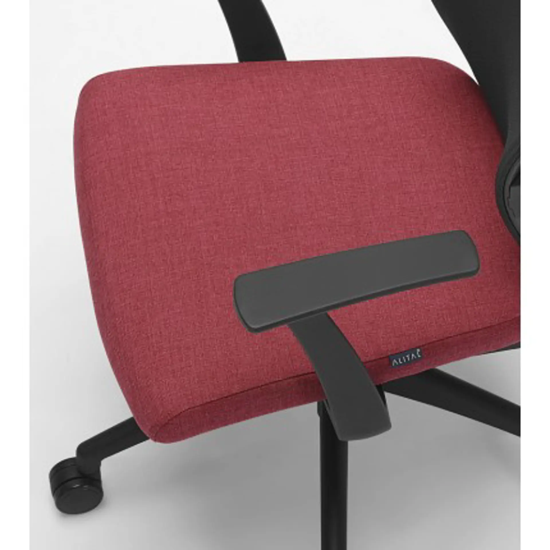 cadeira Spot OT.2212.PR